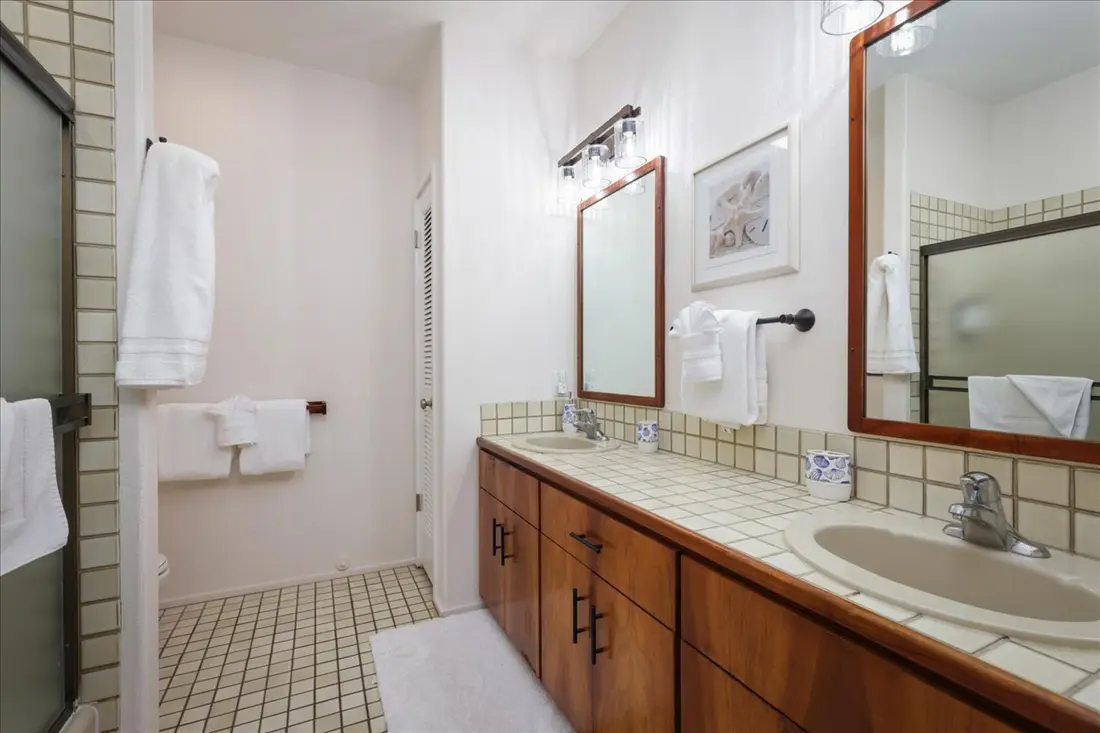 Second bathroom with full vanity